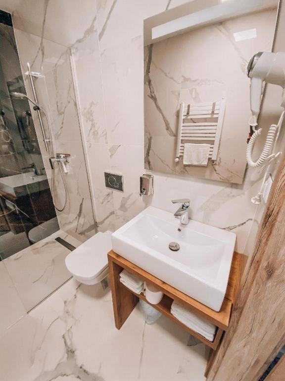 La Park Aparthotel Кудова-Здрой Екстериор снимка